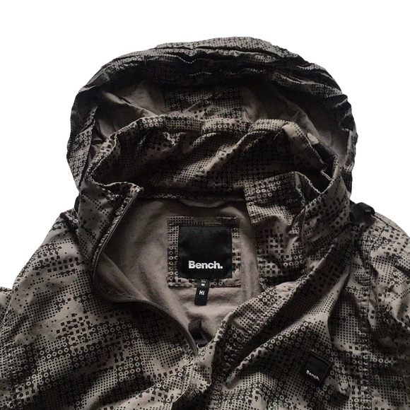 Bench Lightweight Jacket, size M - Picture 3 of 13